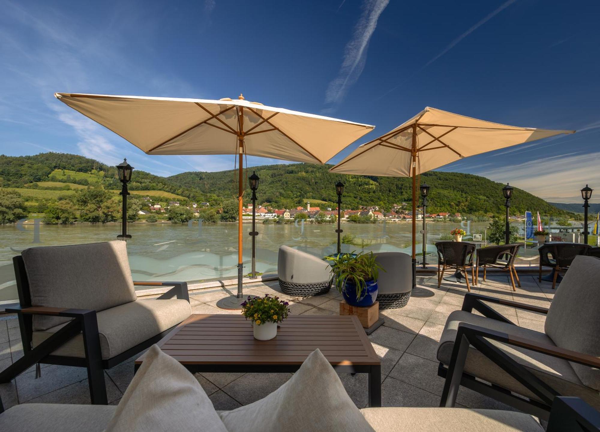 Romantikhotel Residenz Wachau Aggsbach ภายนอก รูปภาพ